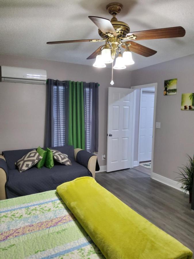 Beautiful Apartment Close To Everything Tampa Esterno foto